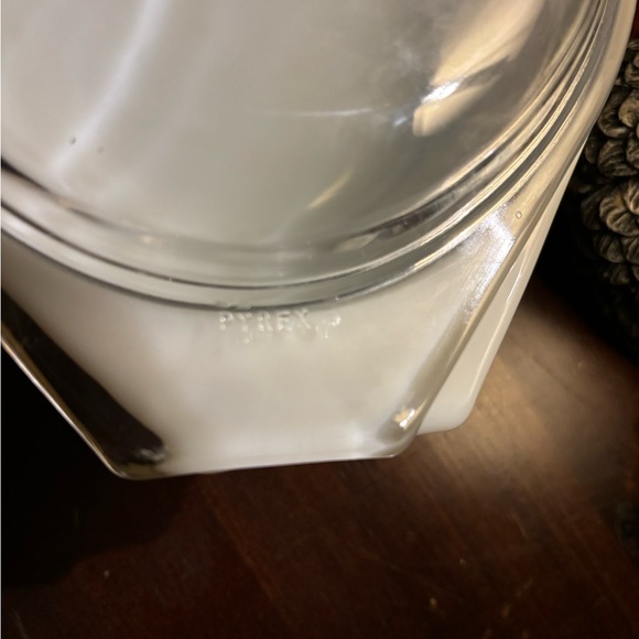 Pyrex Vintage Casserole Dish Glass Lid Homestead Pattern Speckled Beige Base - Picture 4 of 7